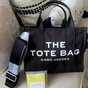 brand new canvas black marc jacobs small bag